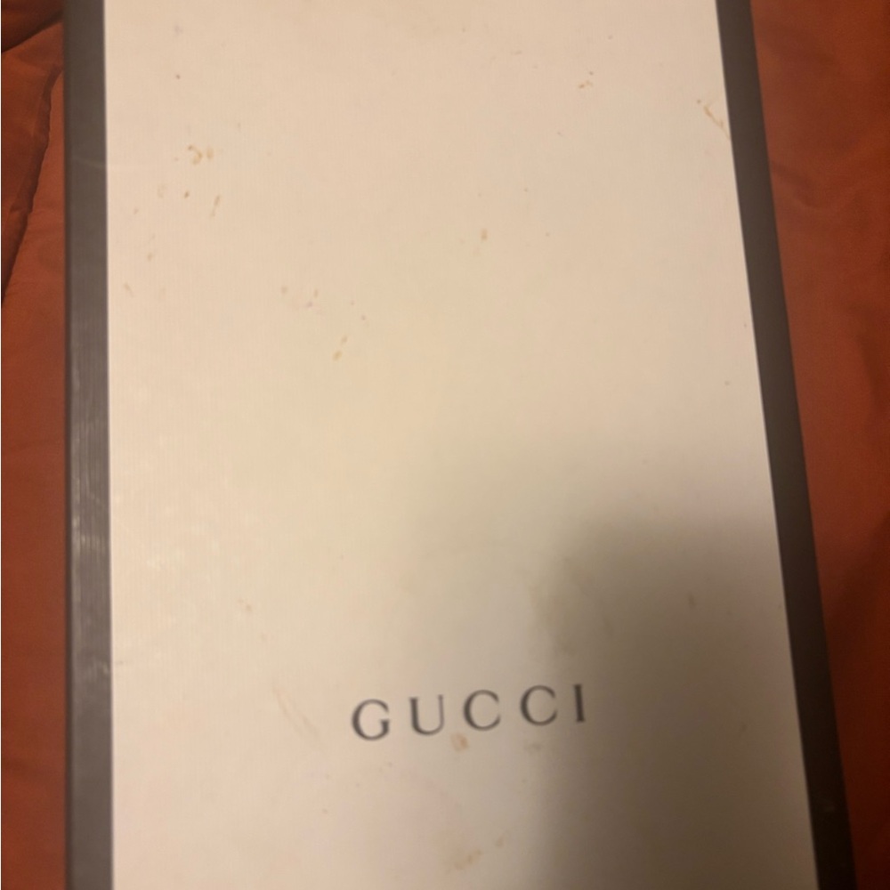 Gucci White and Black Gift Box